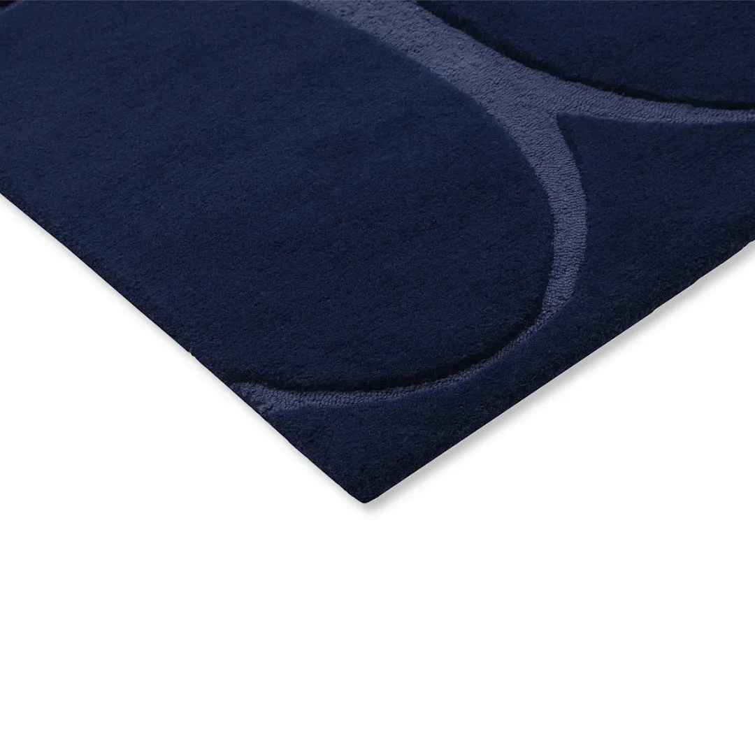 Soft wool blue rug with ivory detail