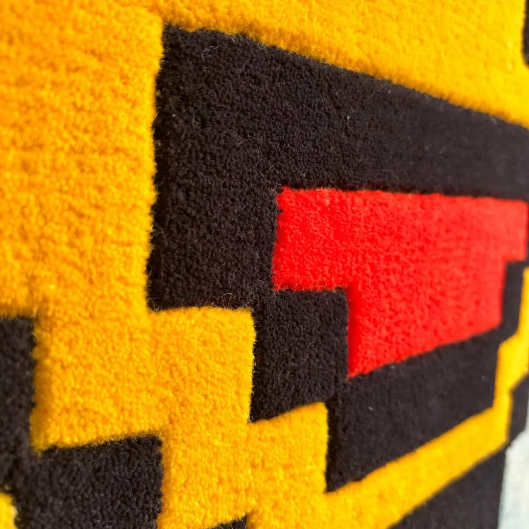 Smiley Takashi Rug Hand-tufted Smiley Pixels Rug combining retro pixel aesthetics with cheerful rainbow hues for creative and joyful home decor.