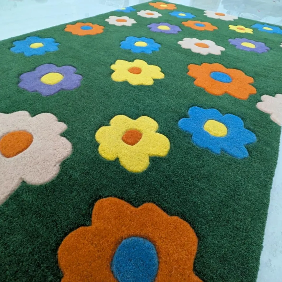 daisy bloom rug close up texture
