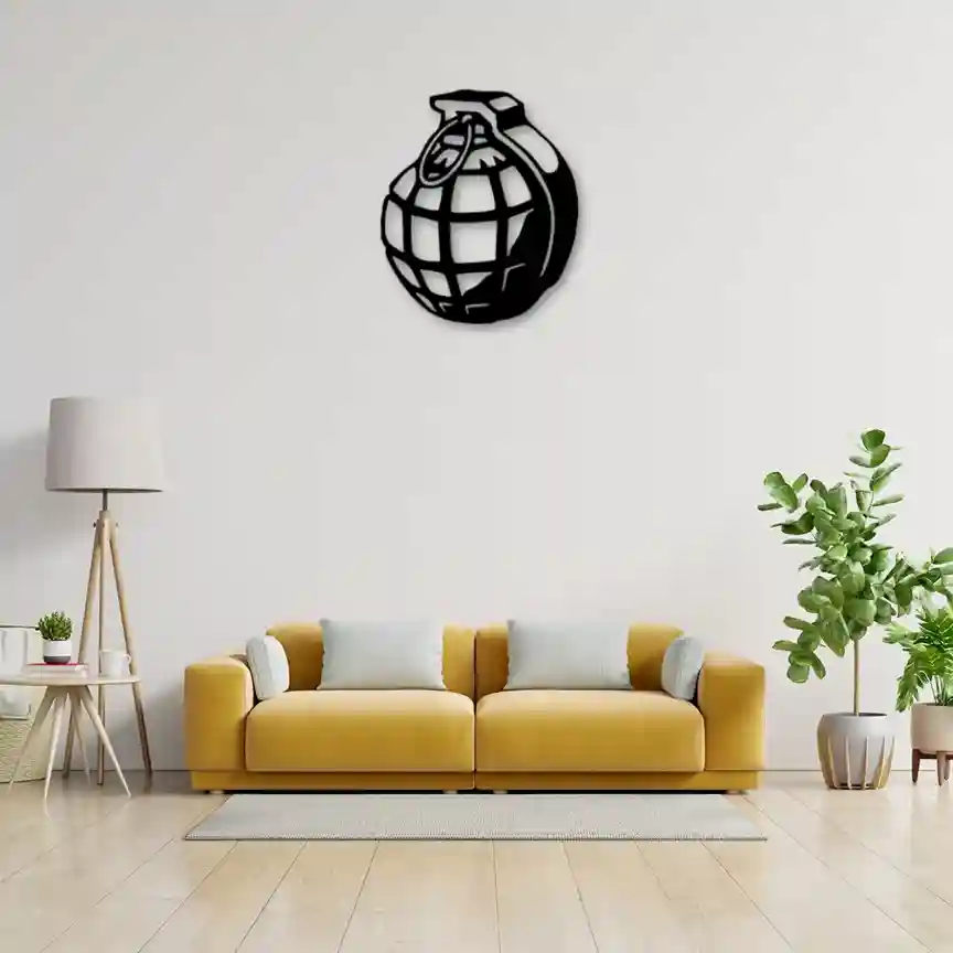 Grenade.4_50_11zon_30_11zon