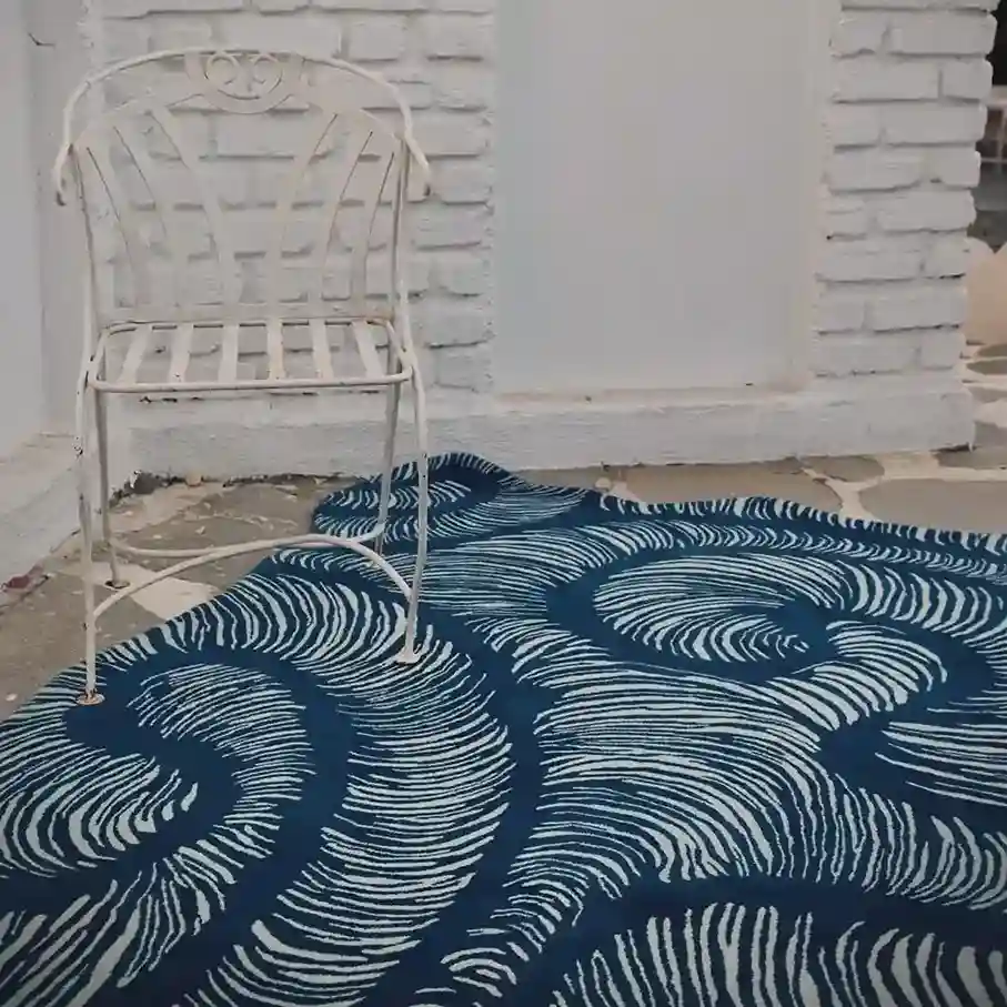 ocean currents hand tufted rug
