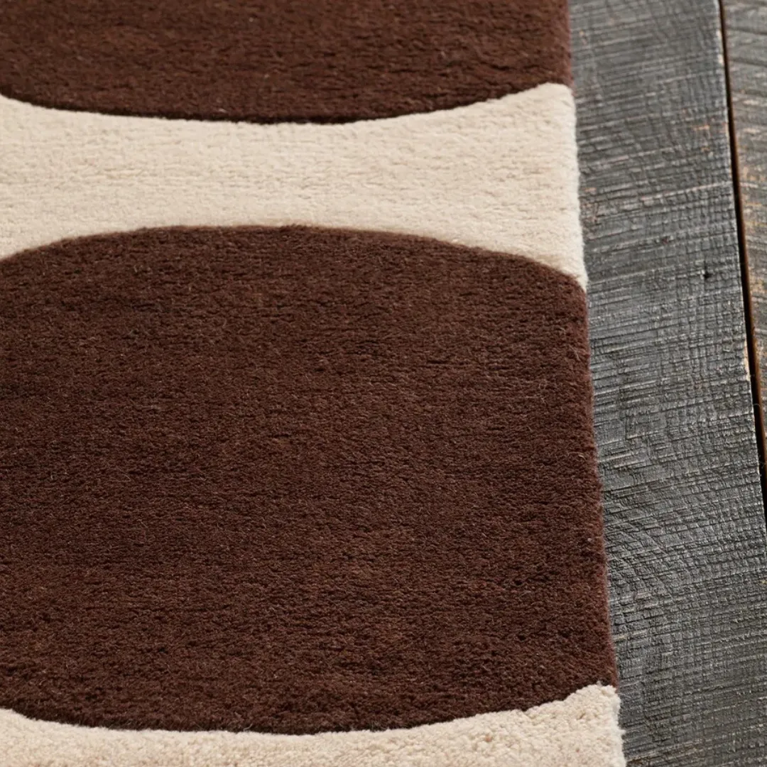 Side shot showing wool texture and ivory graphic frame