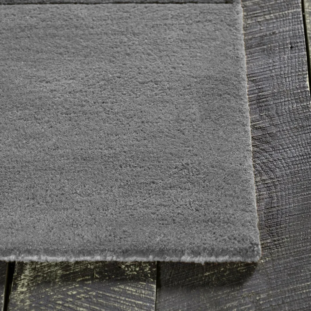 Side angle showing grid pattern and wool finish