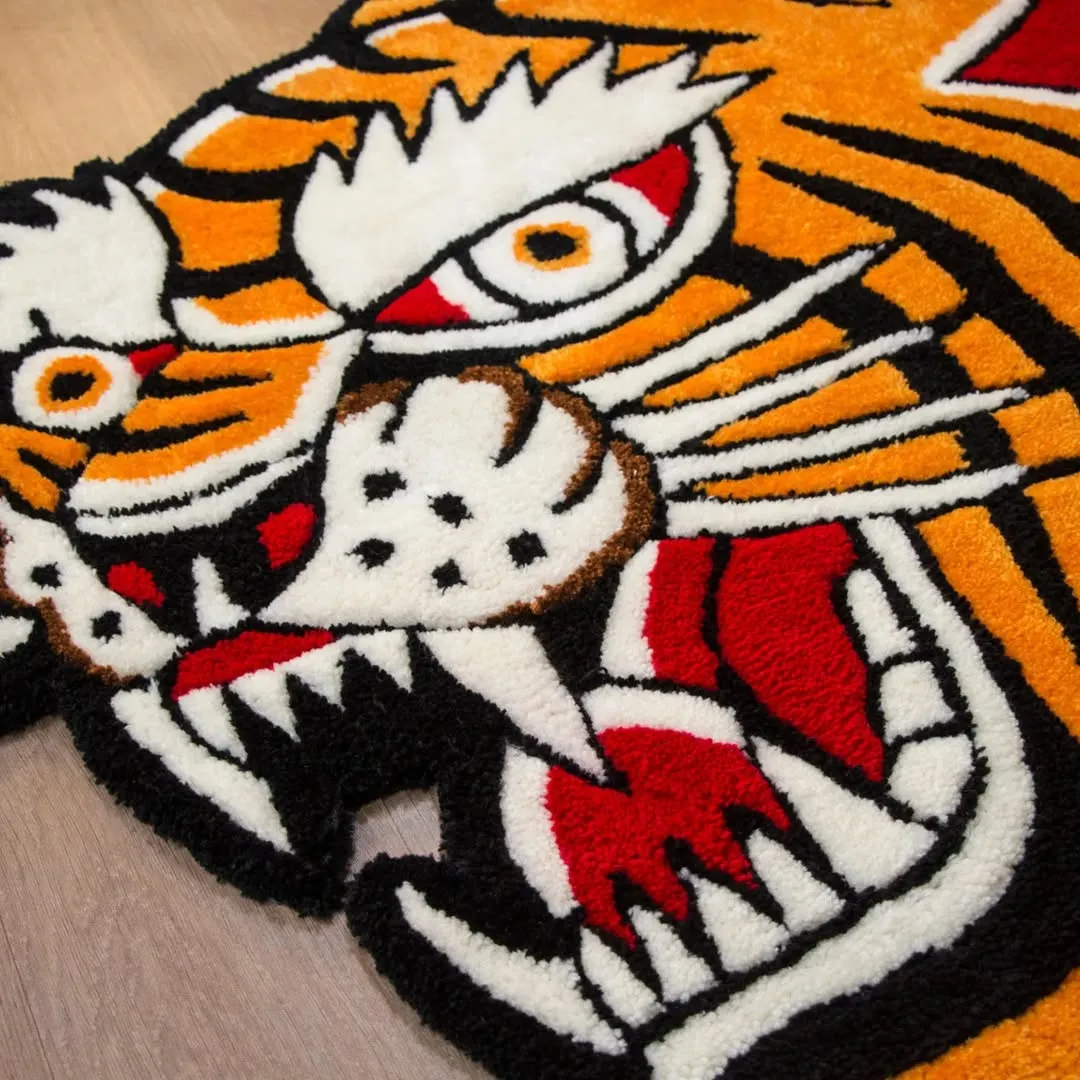 Tattoo-inspired tiger rug for urban interiors, featuring bold colors and aggressive expression.