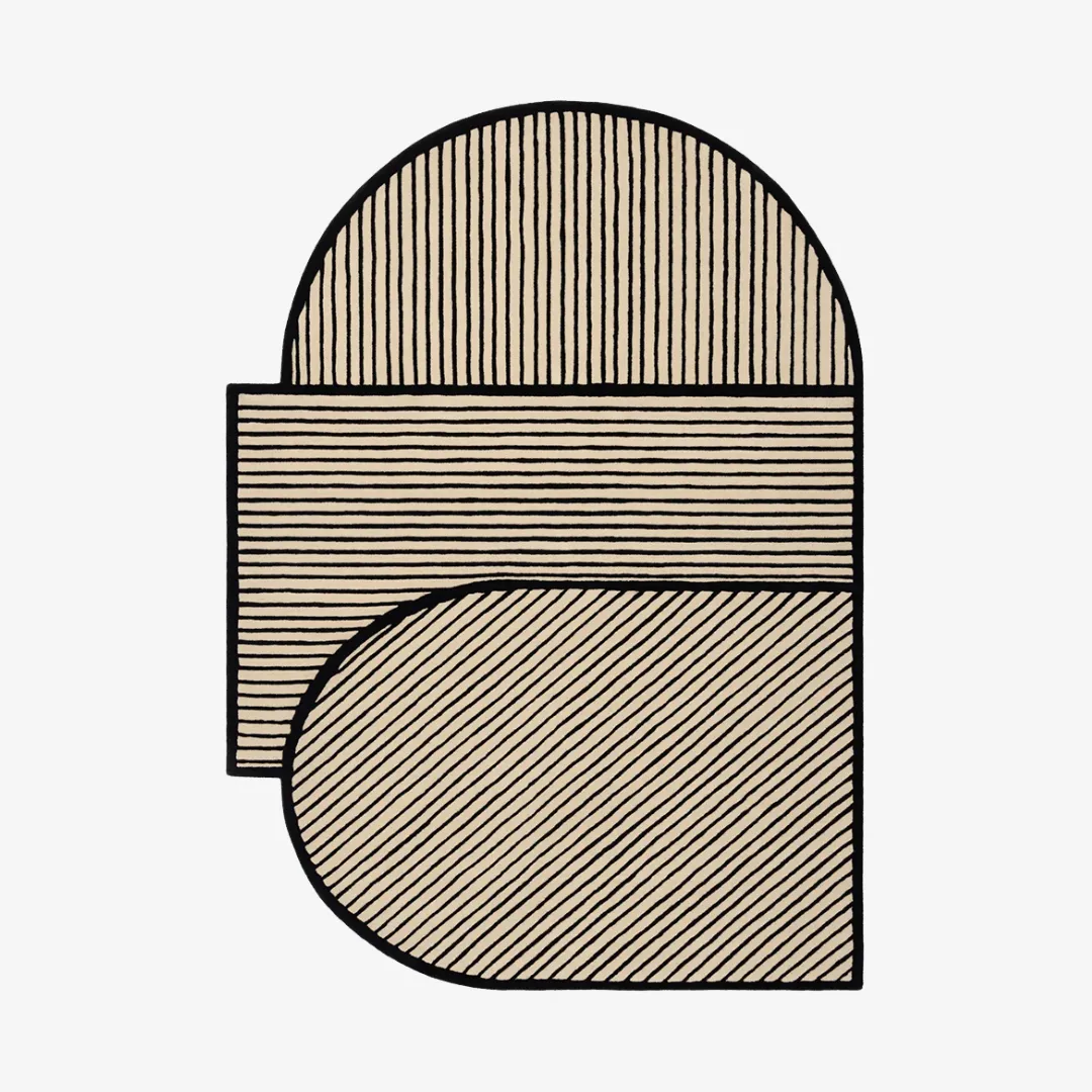 Black and cream modern rug with abstract stripe pattern