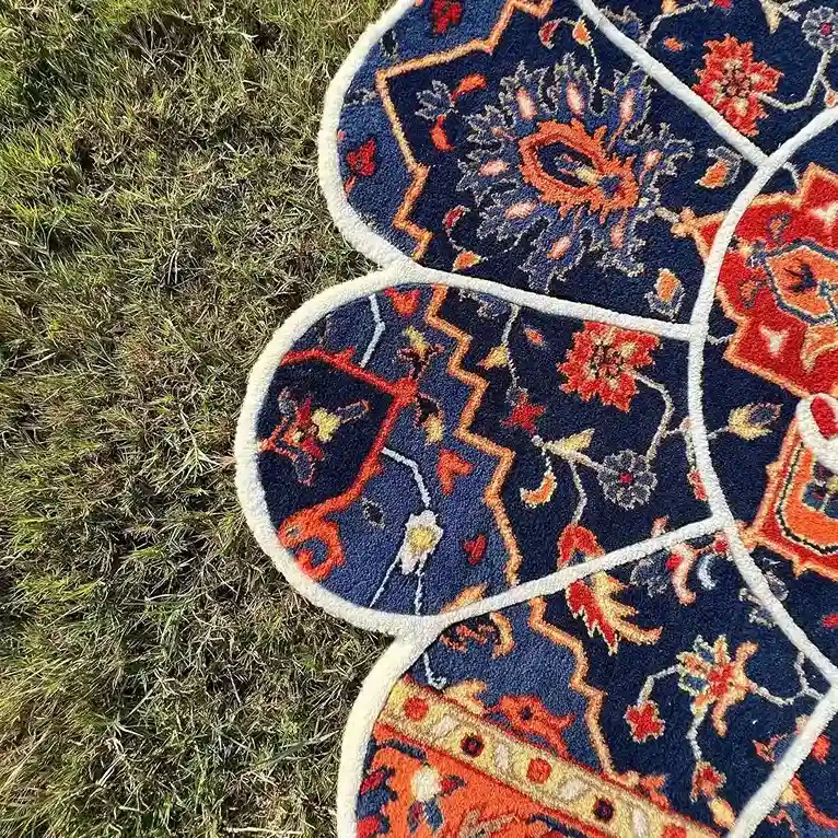 Bloom Murakami Rug Round flower-shaped Regal Bloom Rug made from soft wool, blending traditional Persian art with modern craftsmanship. Perfect for living rooms and artful spaces.