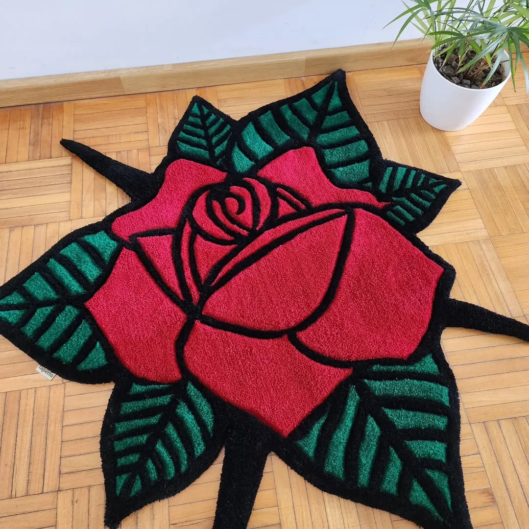 Thorn Rug Hand-tufted Scarlet Thorn Rug showcasing traditional rose design in striking red and black outline
