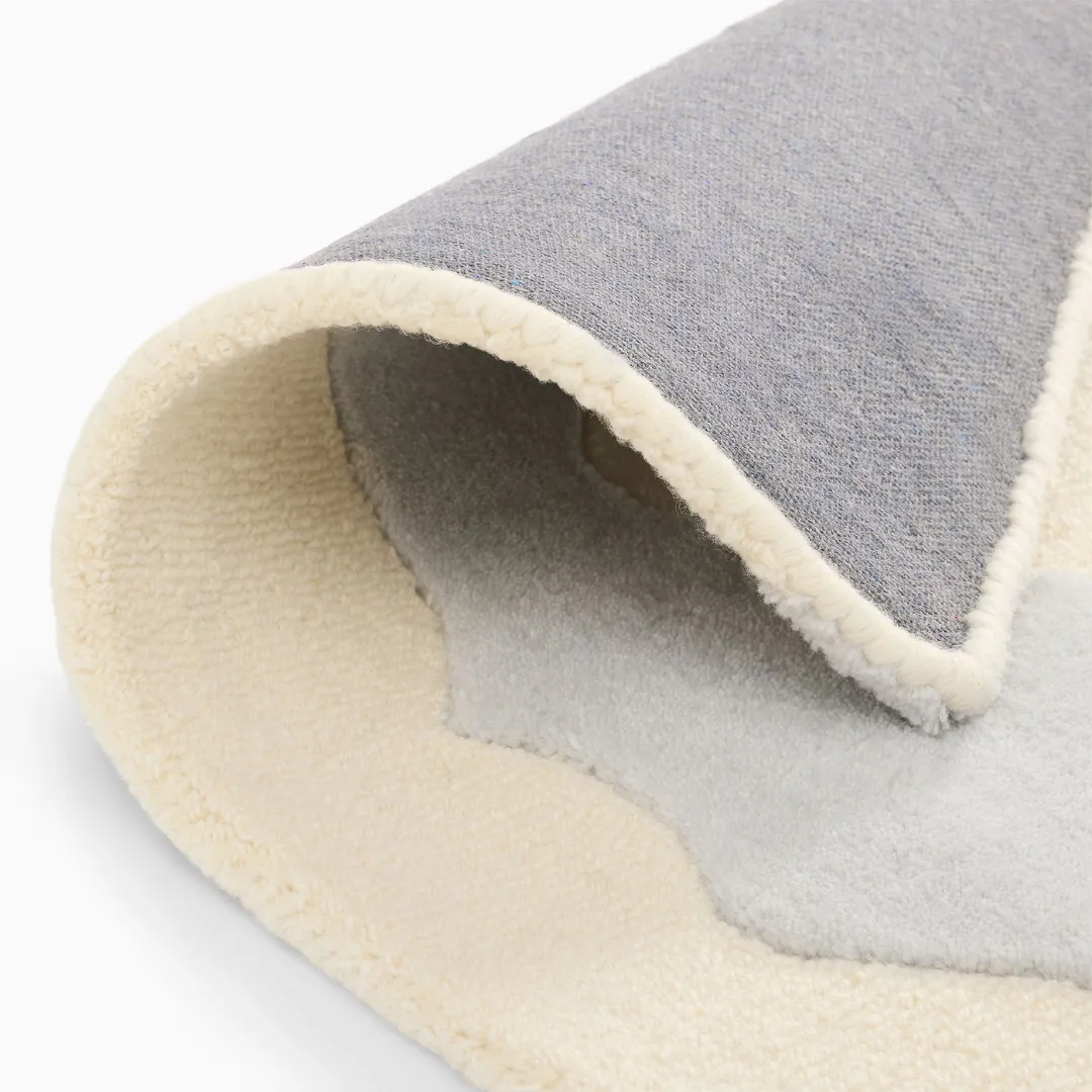 Cloud Dancer Kids Rug Hot air balloon rug in pastel cream and sky blue tones – Cloud Dancer hand-tufted design